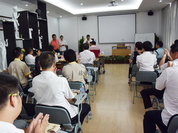 ��ҳ - ���ɱ����ǹ��ʹٷ���վ