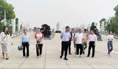 <b>���������ġ�  �����ɳ�</b>