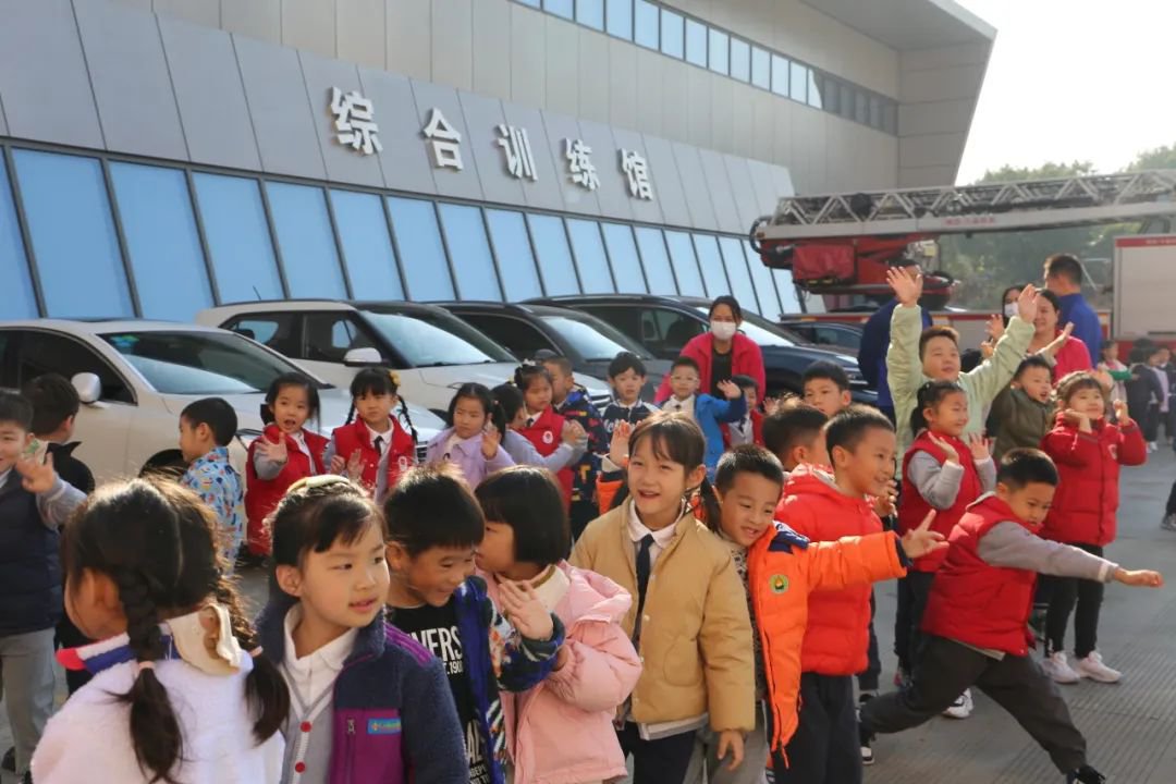 ��ҳ - ���ɱ����ǹ��ʹٷ���վ