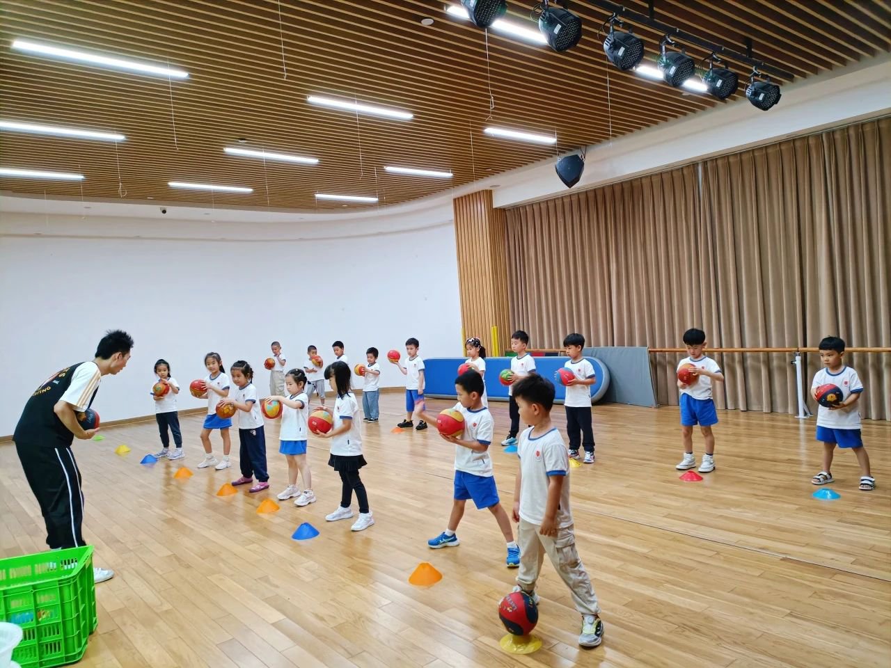 ��ҳ - ���ɱ����ǹ��ʹٷ���վ