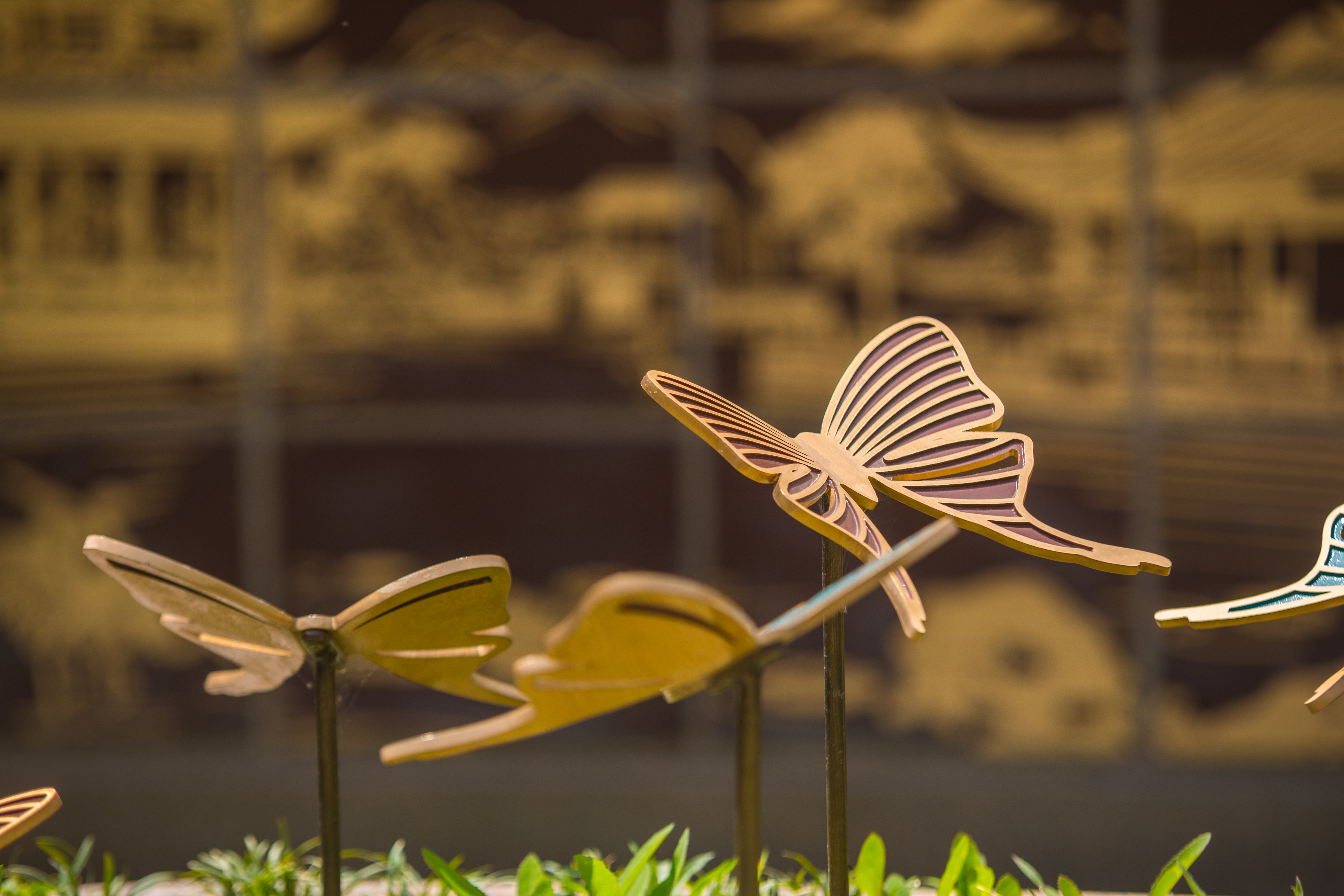 ��ͭ���ϣ�����Ĺ��������֮��